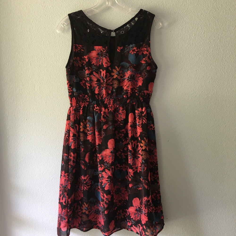 Romy lace yoke dress